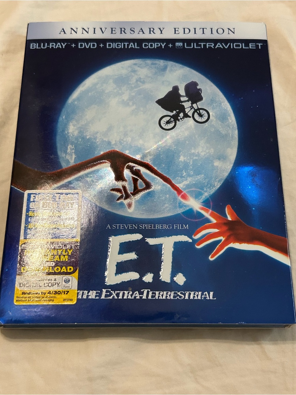 E.T. The Extra-Terrestrial Anniversary Edition Blu-ray + DVD -